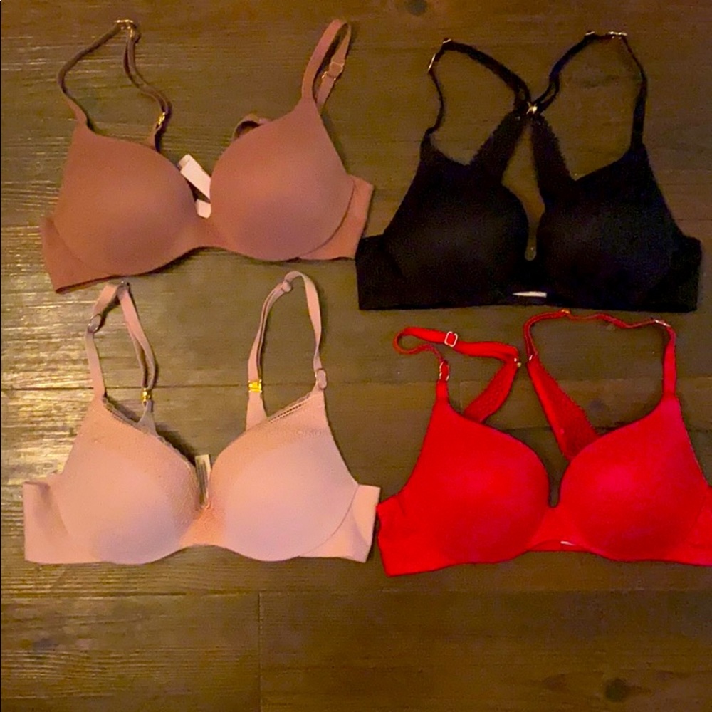 Victoria’s Secret Incredible Light PushUp Bras 32A